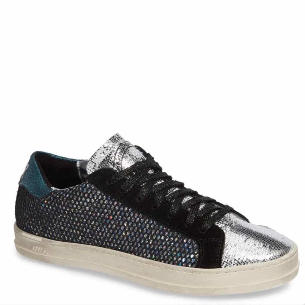 NWOB P448 John Love Top Sneaker Black.